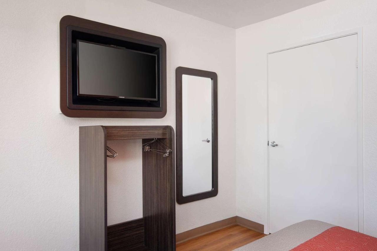 Hotel 6-arcadia, Ca - Angeles - Pasadena Area