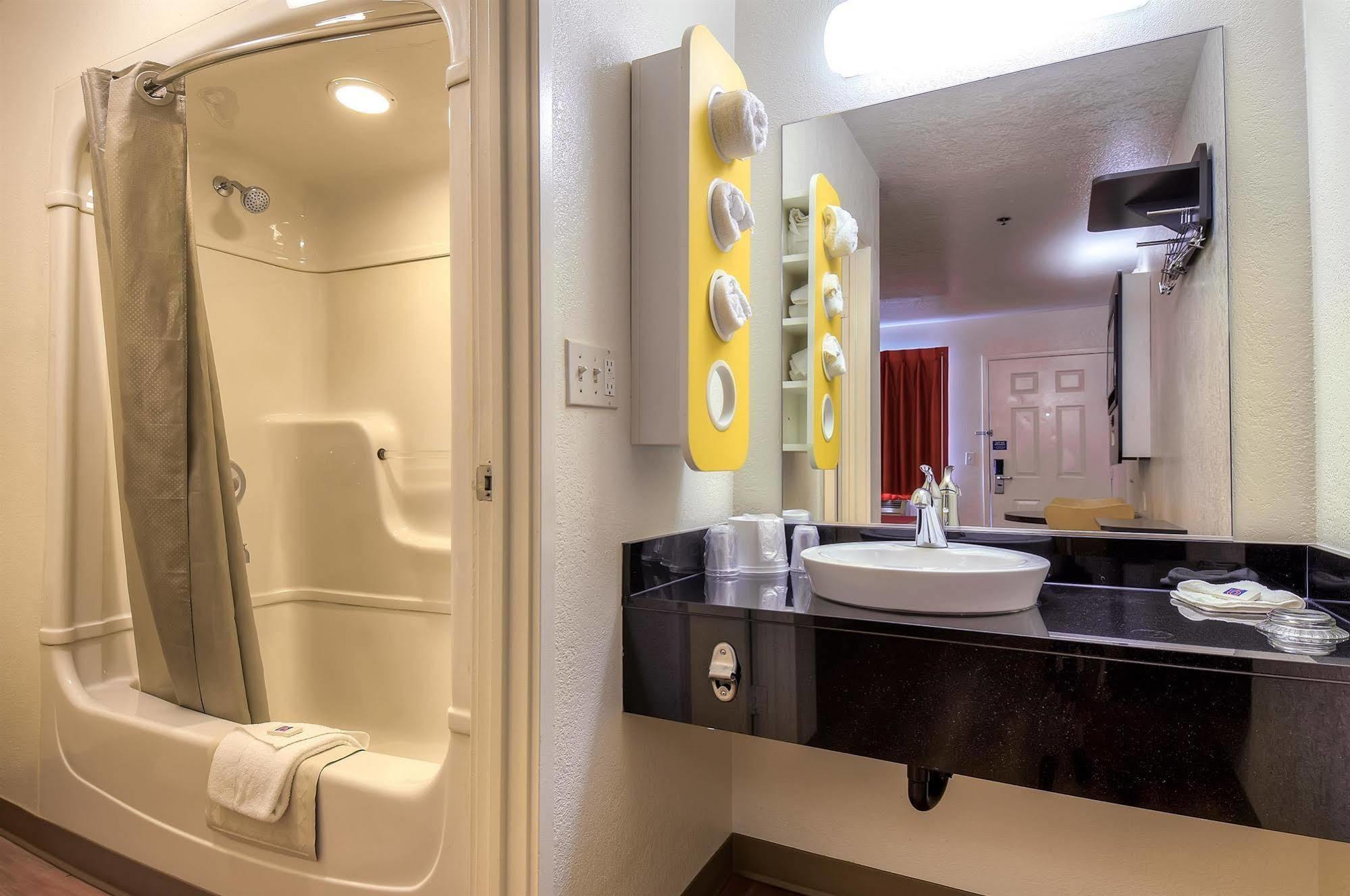 Hotel 6-arcadia, Ca - Angeles - Pasadena Area 2*